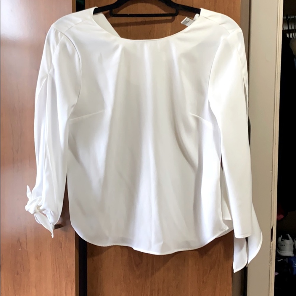 FOREVER 21 BLOUSE | OPEN SIDE SLEEVES